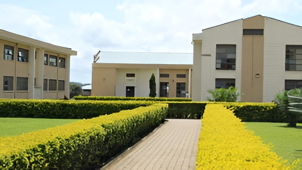 gala5-300x169-Picsart-AiImageEnhancer